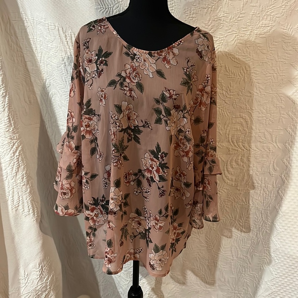 Torrid blouse,‎ size 1